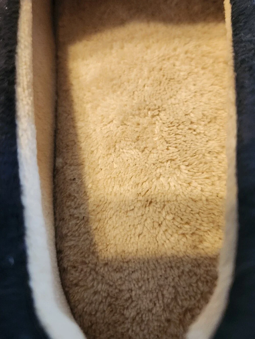 Men's Isotoner Black Suede Moccasin Slippers Size 8-9
